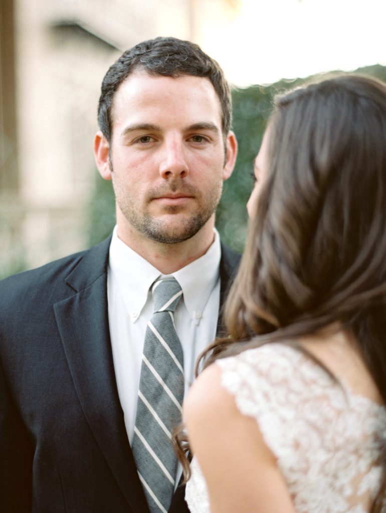 Dallas outdoor wedding planner  at a Dallas elopement at the Aldredge House