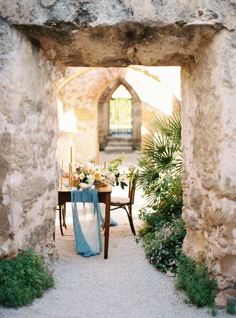 outdoor tablescape at a Mission San Jose wedding in San Antonio Texas